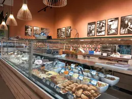 699-biocoop-rouret-piccoline-magasin-bio-service-arriere-traditionnel-traiteur.webp